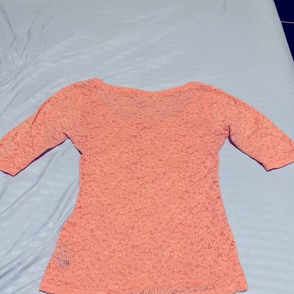 Express Top - Picture 2 of 3